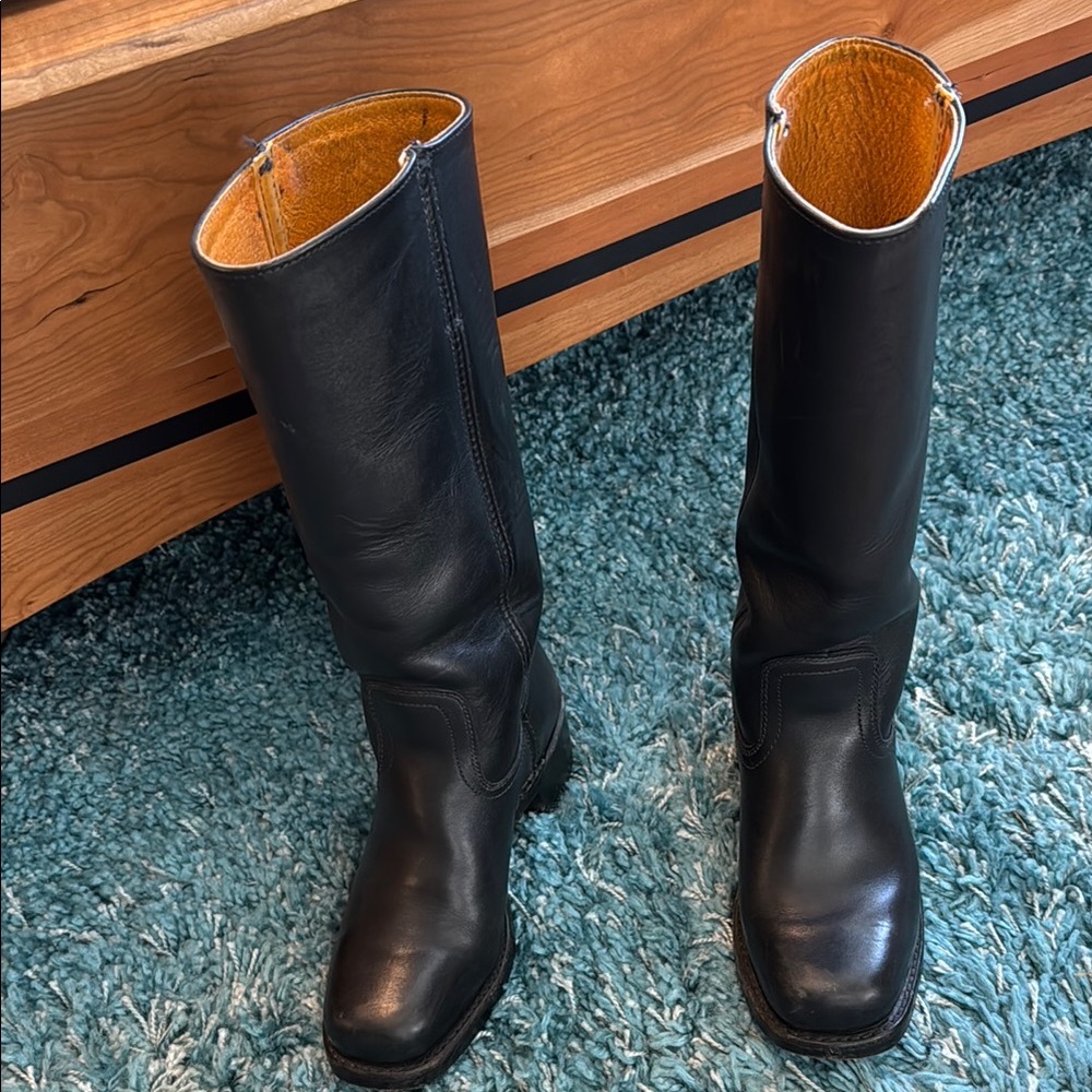 Frye Campus Black Boots, sz 7M